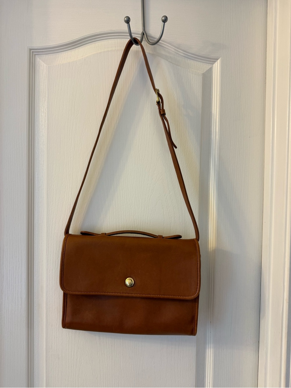 Vintage Leather Coach Slim Satchel/Brief Bag in British Tan